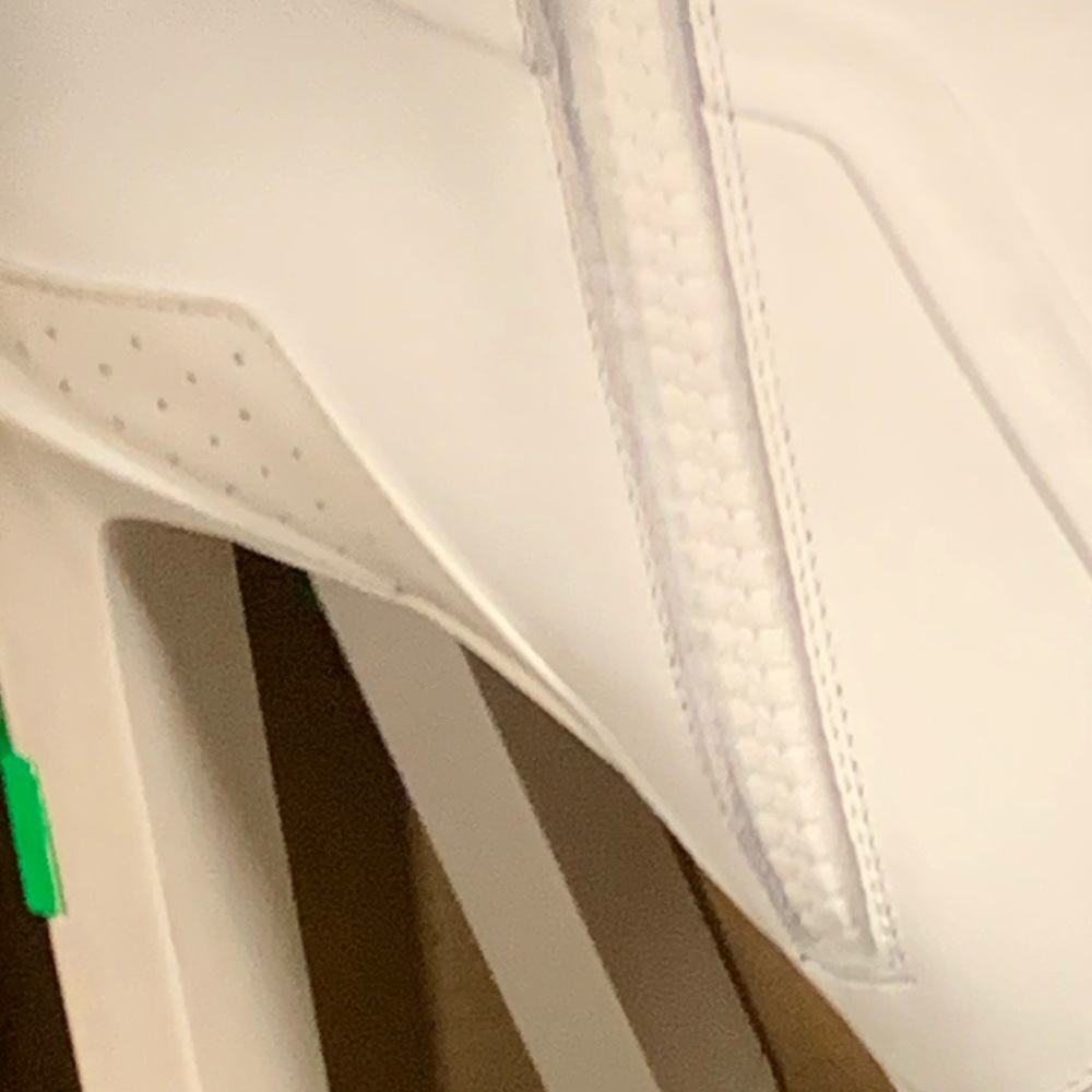SOLD! 💚FENTY X PUMA: Neon Casual Logo Boots - Picture 5 of 8